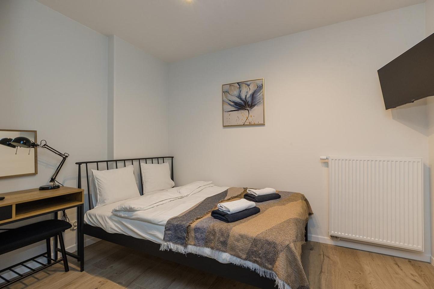 Lineburg Villa Apartments ワルシャワ エクステリア 写真