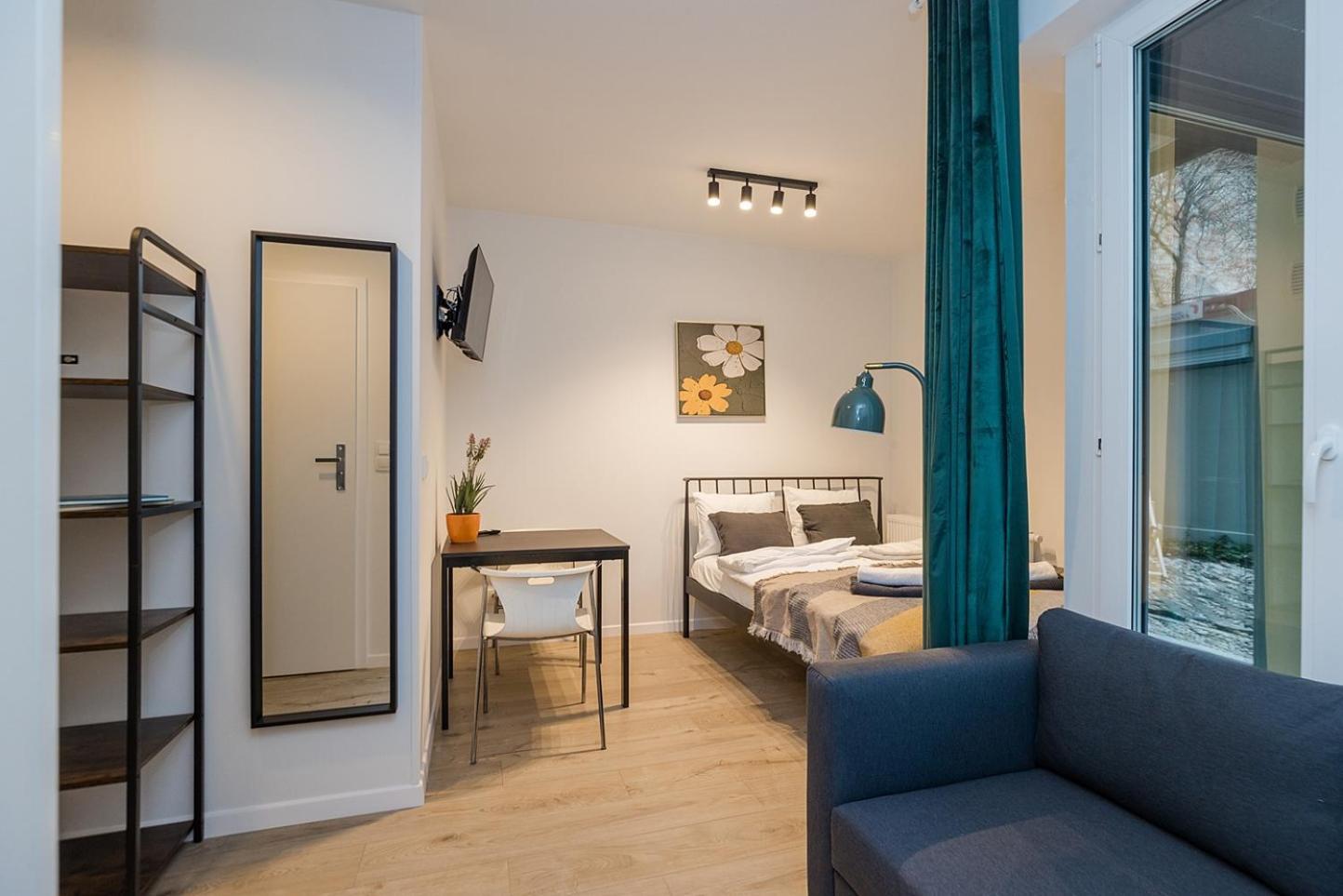 Lineburg Villa Apartments ワルシャワ エクステリア 写真