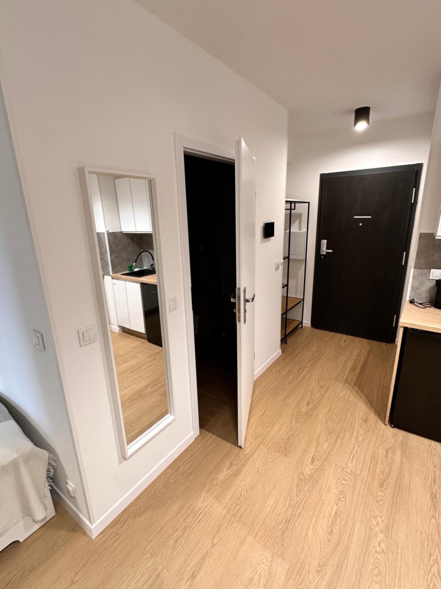 Lineburg Villa Apartments ワルシャワ エクステリア 写真